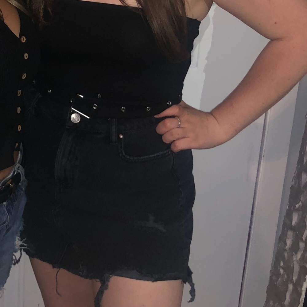☆ black “belted” tube top ☆